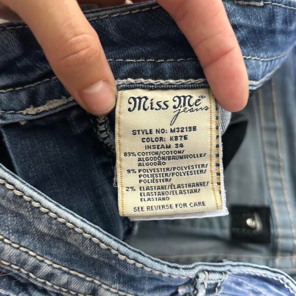 Miss Me Size 30 Blue Chloe Bootcut Jeans with Sunflower Embroidered Pockets - Picture 4 of 6